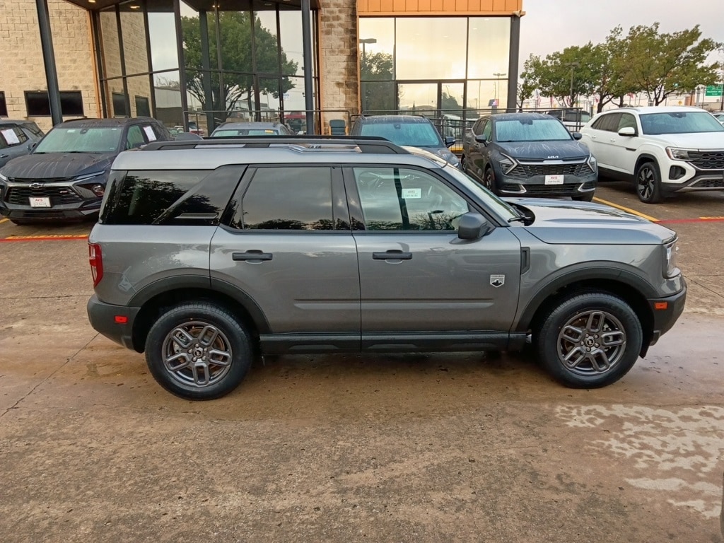 Thumbnail: 2025 Ford Bronco Sport - 7