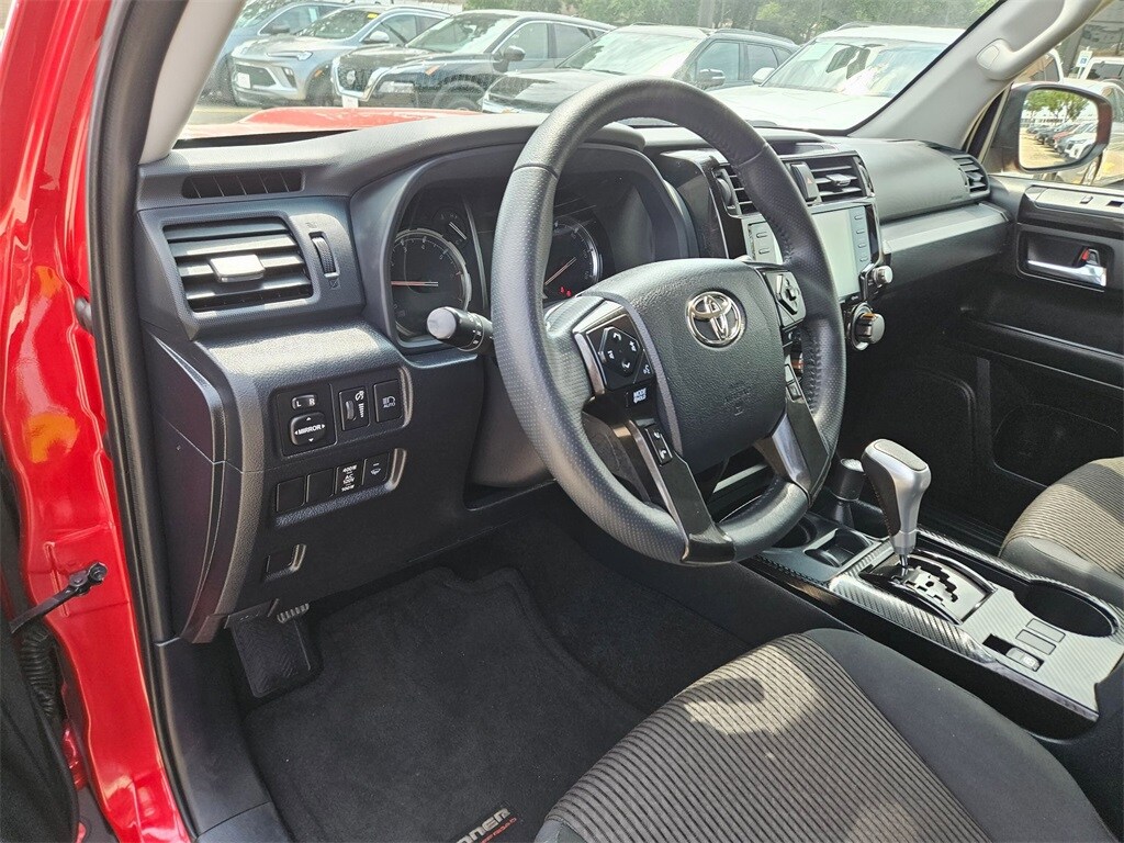 Thumbnail: 2024 Toyota 4Runner - 15