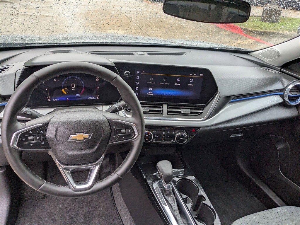 Thumbnail: 2025 Chevrolet Trax - 15