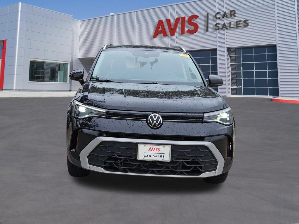 Thumbnail: 2025 Volkswagen Taos - 10