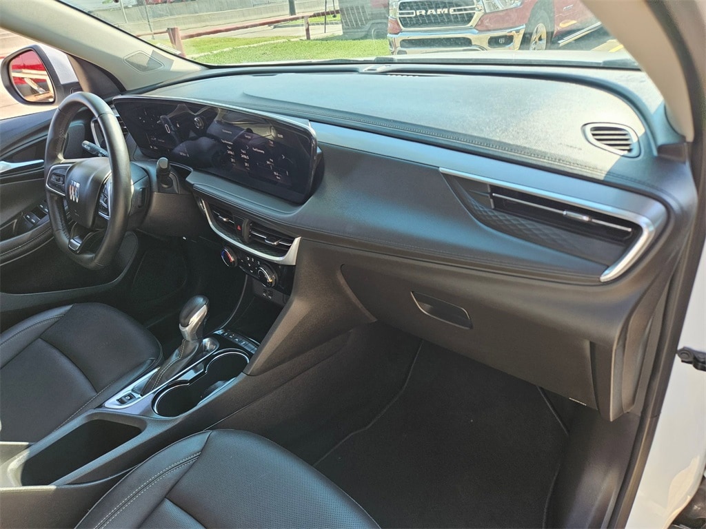Thumbnail: 2024 Buick Encore GX - 31