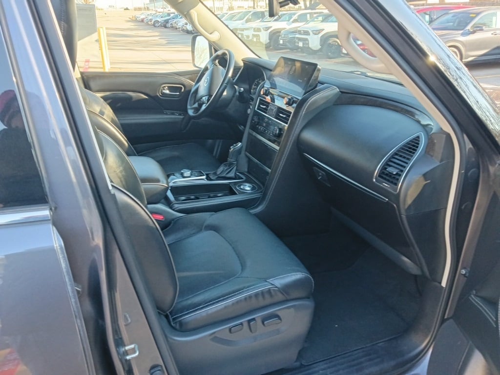 Thumbnail: 2024 INFINITI QX80 - 9