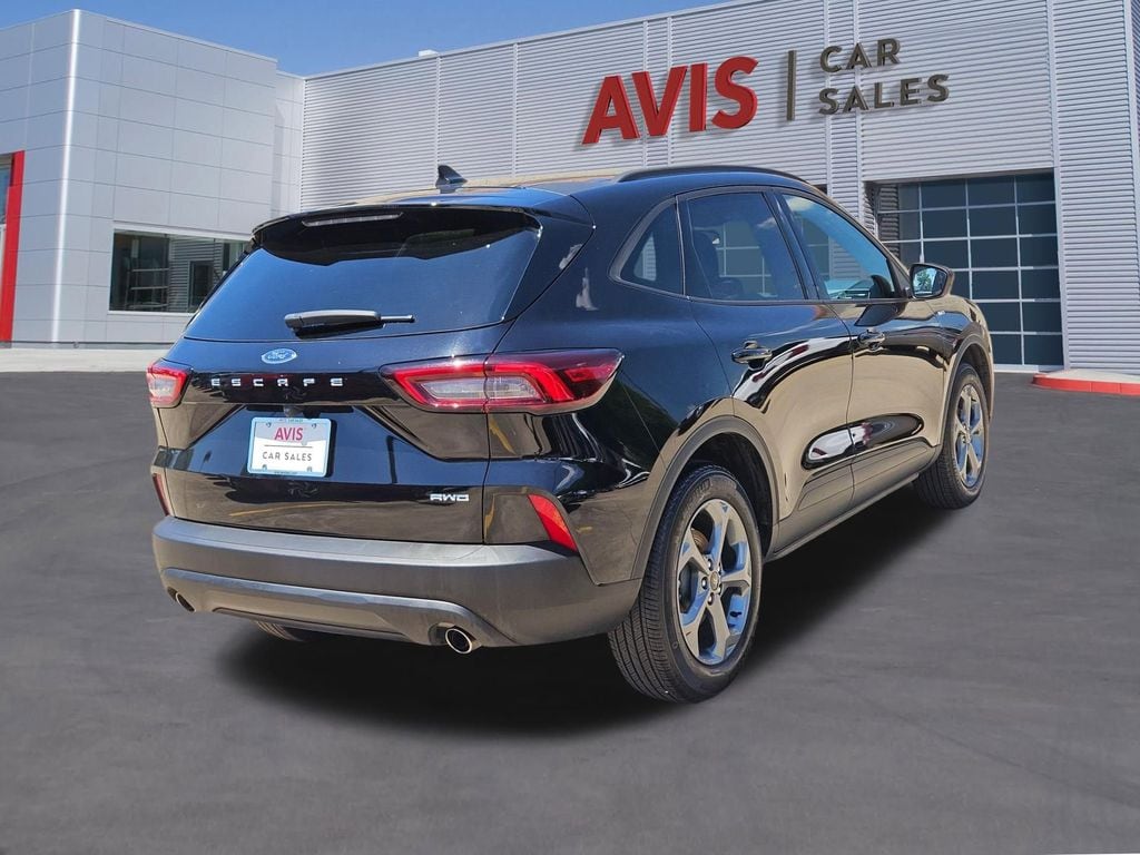 Thumbnail: 2025 Ford Escape - 6