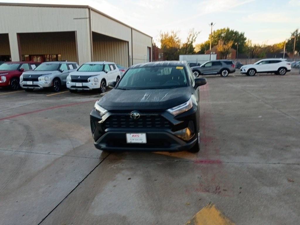 Thumbnail: 2025 Toyota RAV4 - 5