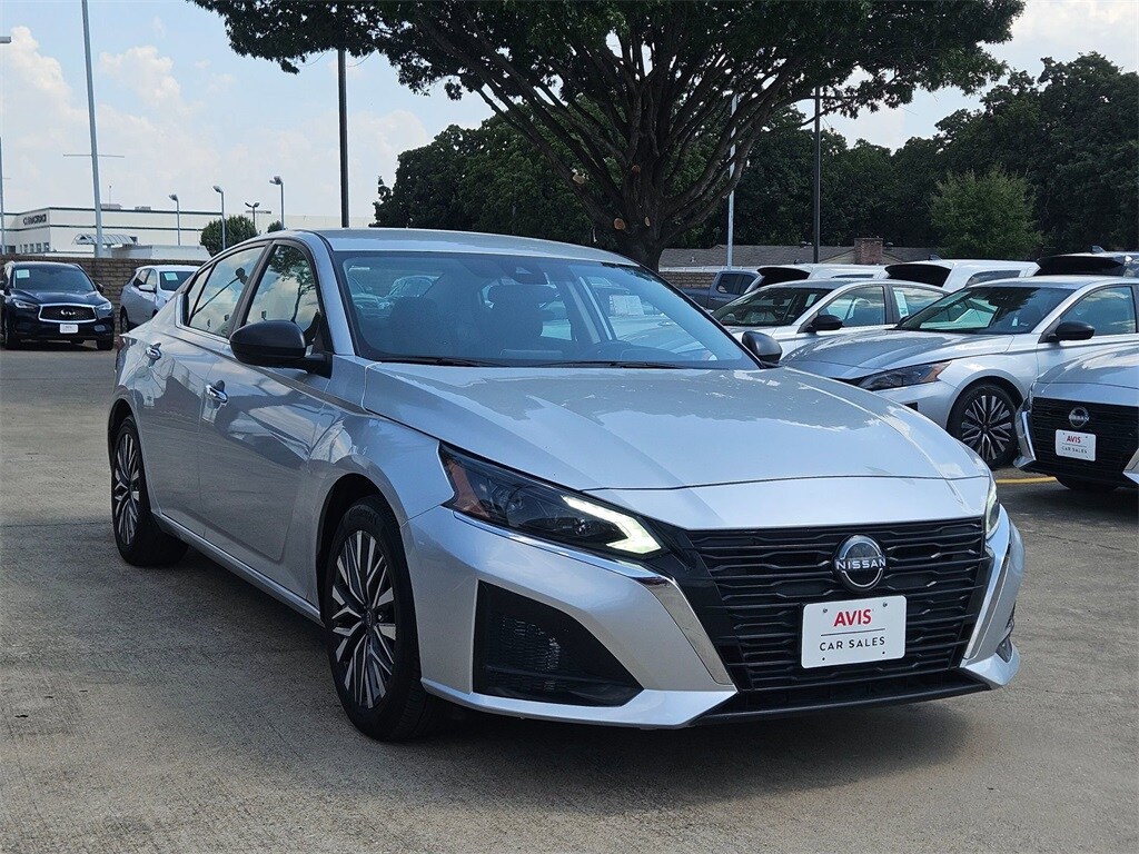 Thumbnail: 2024 Nissan Altima - 3