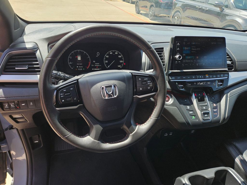 Thumbnail: 2025 Honda Odyssey - 17