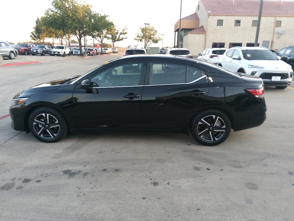 Thumbnail: 2024 Nissan Sentra - 8