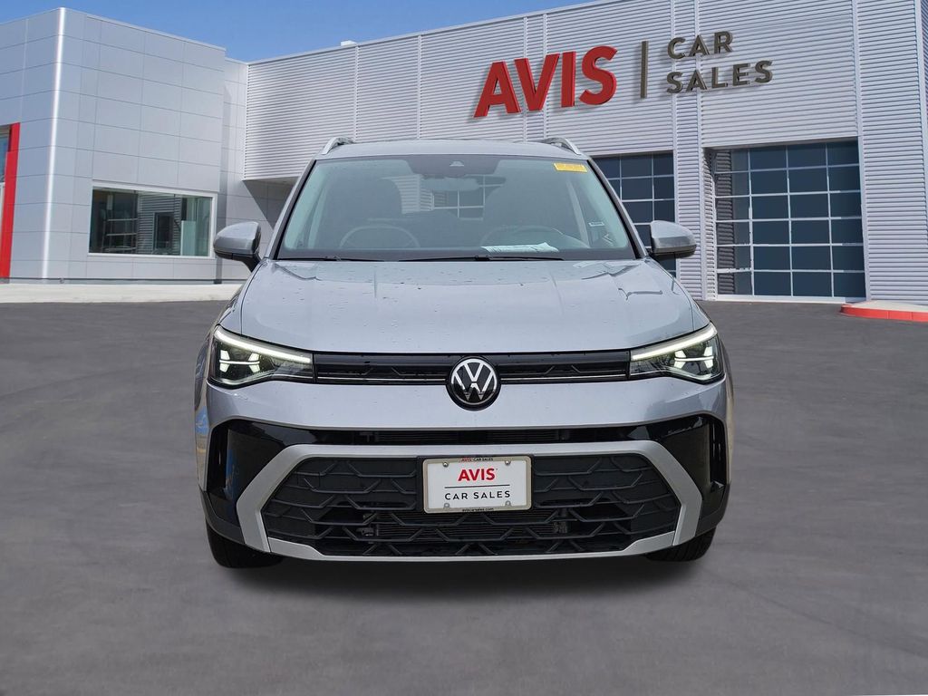 Thumbnail: 2025 Volkswagen Taos - 10
