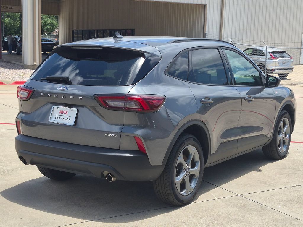 Thumbnail: 2025 Ford Escape - 5