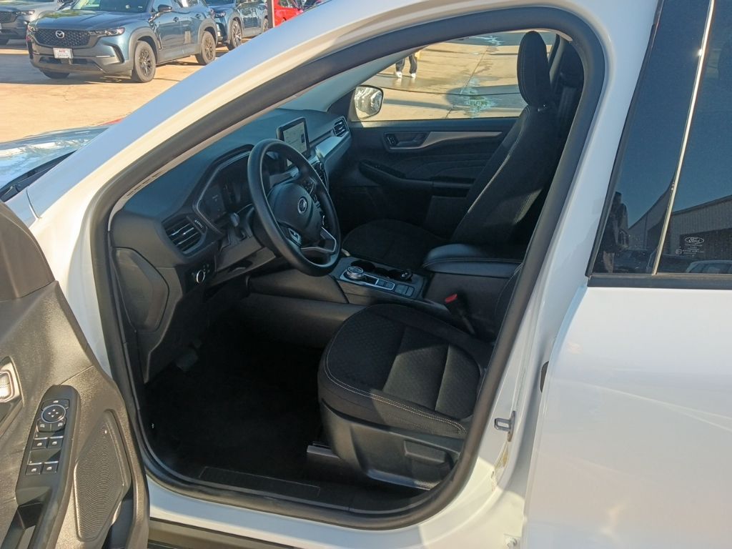 Thumbnail: 2025 Ford Escape - 3