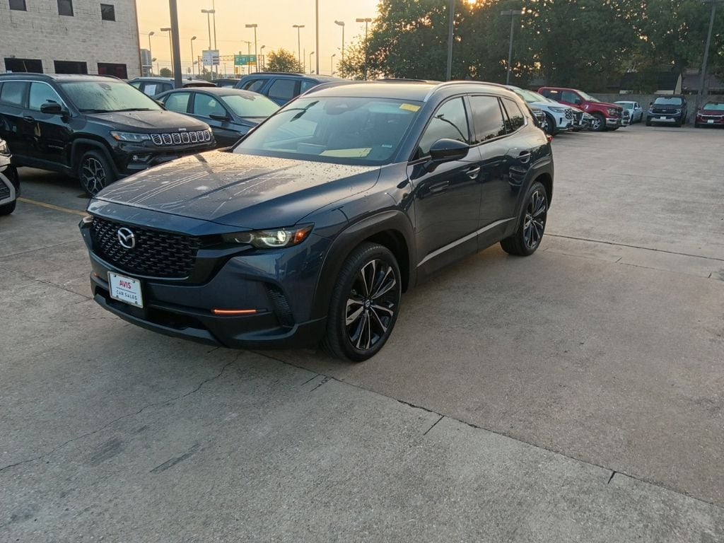 2025 Mazda CX-50's photo