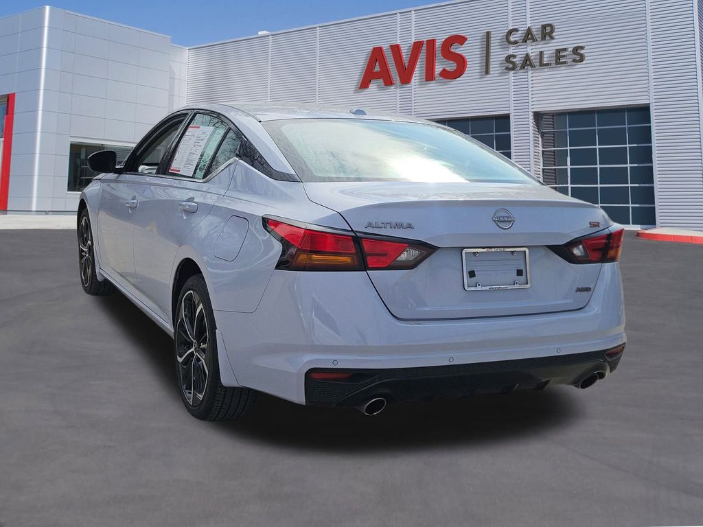 Thumbnail: 2025 Nissan Altima - 3