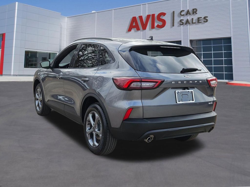 Thumbnail: 2025 Ford Escape - 3