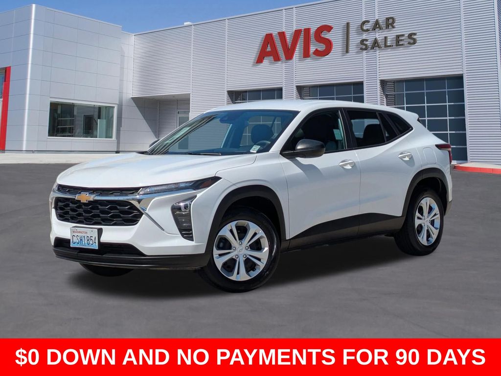 Thumbnail: 2025 Chevrolet Trax - 1