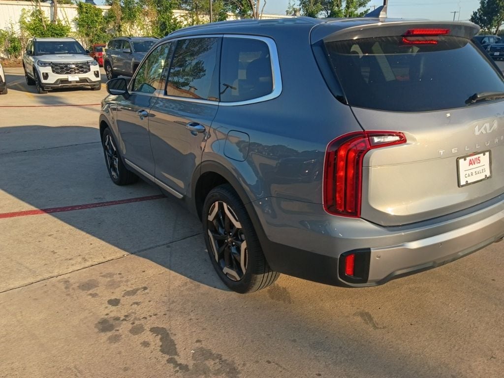 Thumbnail: 2025 Kia Telluride - 8