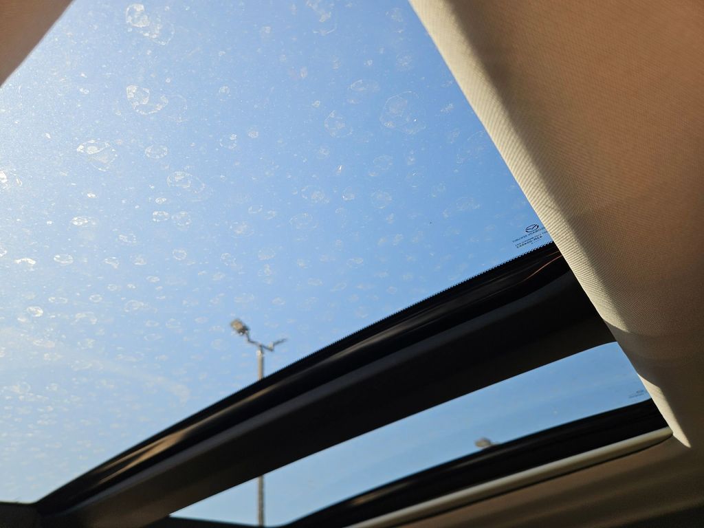 Thumbnail: 2025 Mazda CX-50 - 21