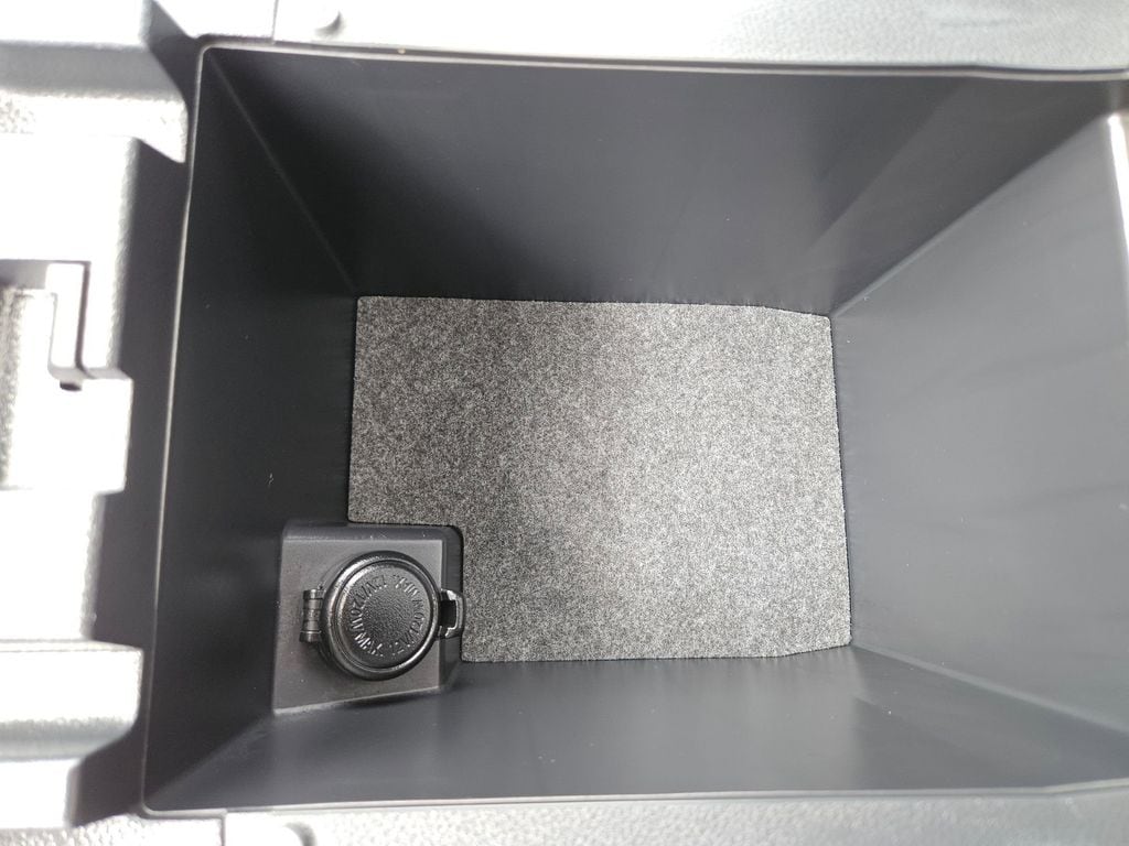 Thumbnail: 2025 Subaru Outback - 27