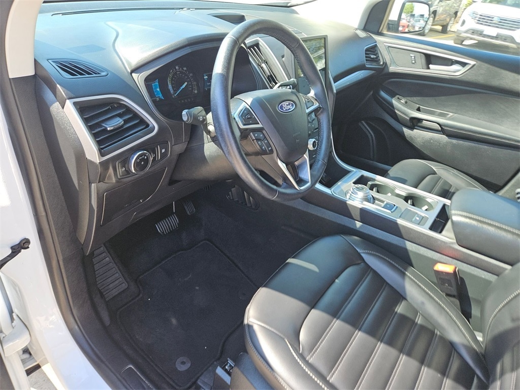 Thumbnail: 2024 Ford Edge - 15
