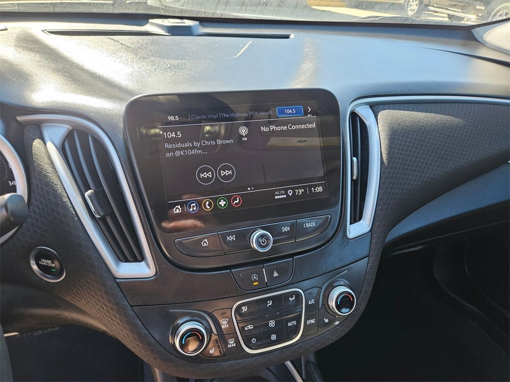 Thumbnail: 2024 Chevrolet Malibu - 21