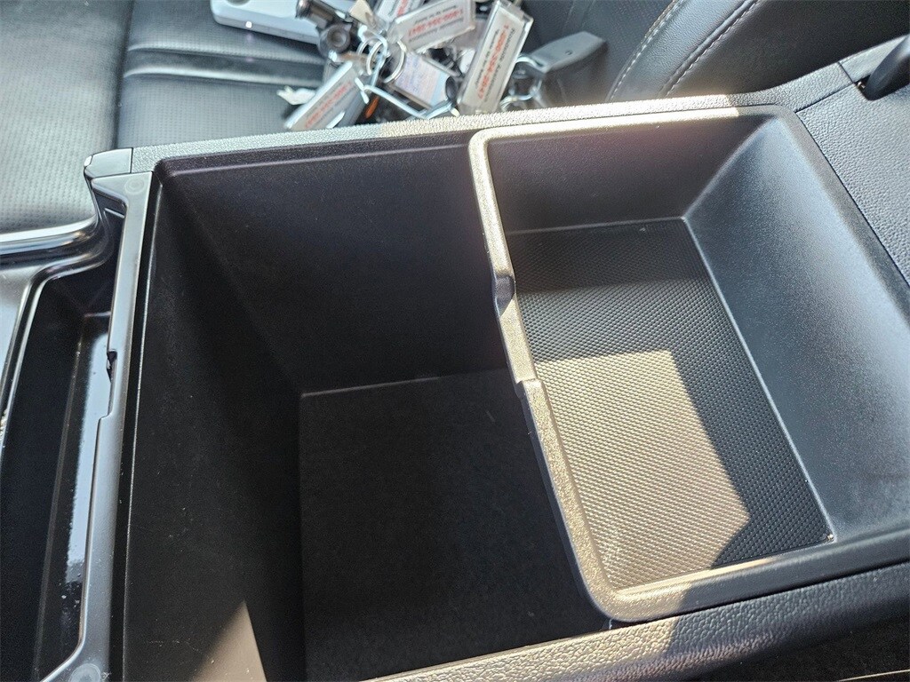 Thumbnail: 2024 Kia Sorento - 29