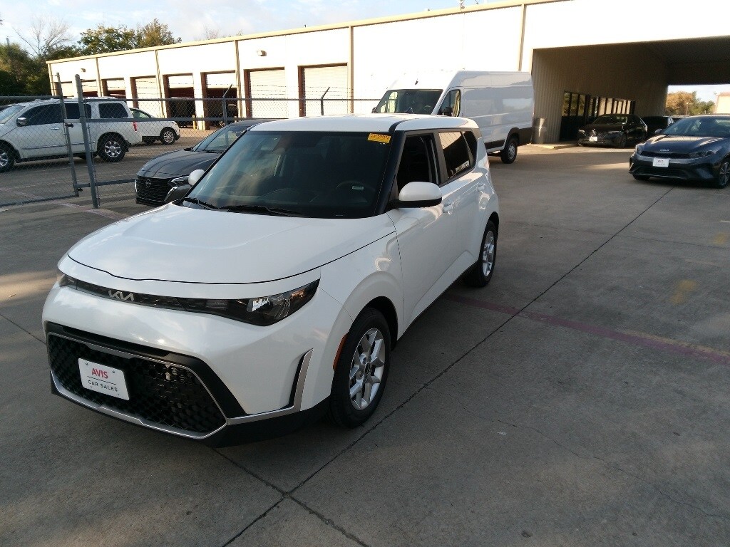 Used 2023 Kia Soul For Sale at AVIS Car Sales VIN KNDJ23AU1P7876000