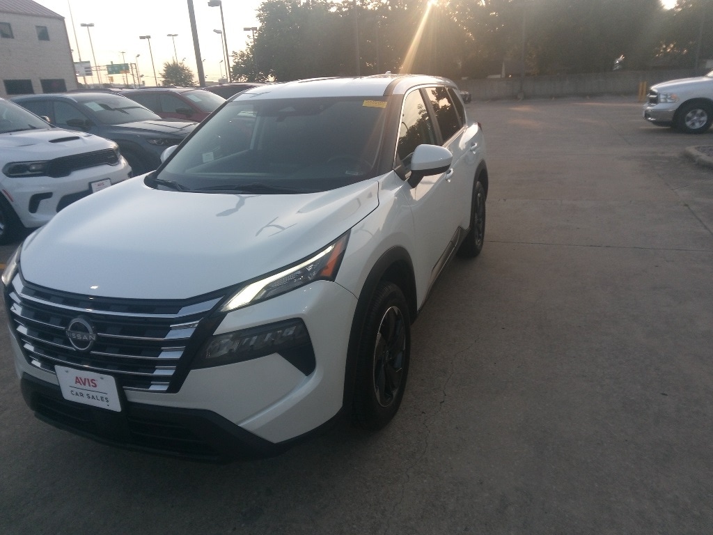 Thumbnail: 2024 Nissan Rogue - 1