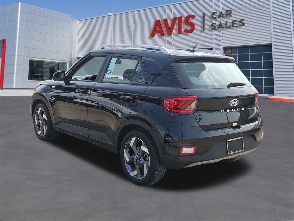 Thumbnail: 2025 Hyundai Venue - 3