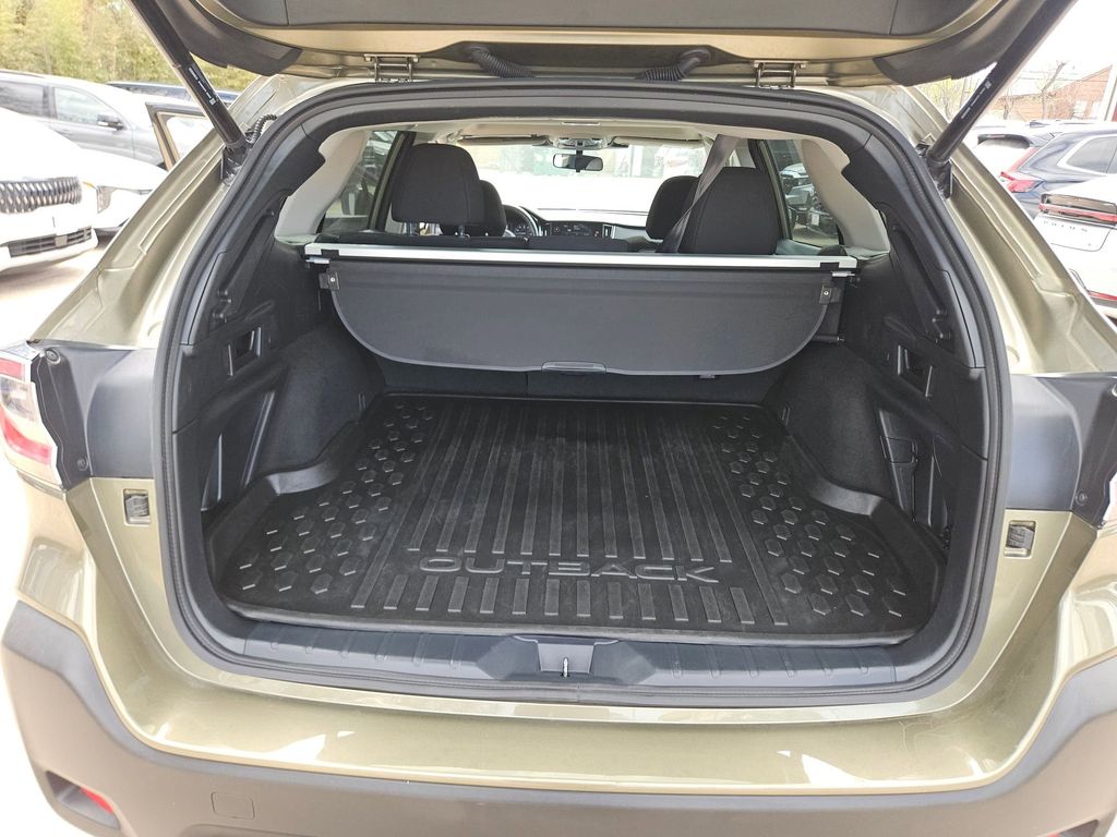 Thumbnail: 2025 Subaru Outback - 25