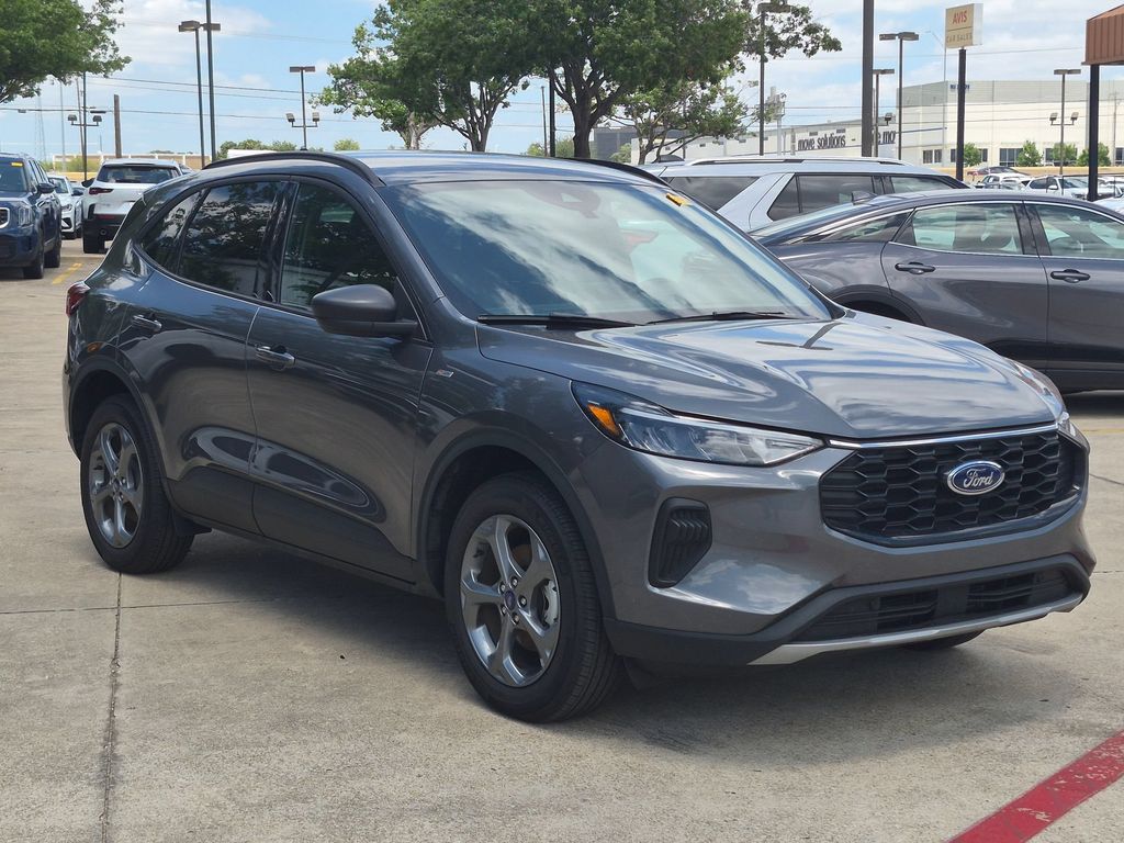 Thumbnail: 2025 Ford Escape - 3