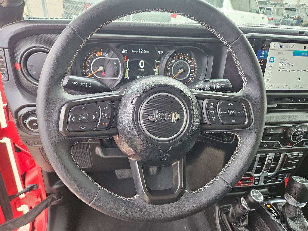 Thumbnail: 2025 Jeep Wrangler - 18