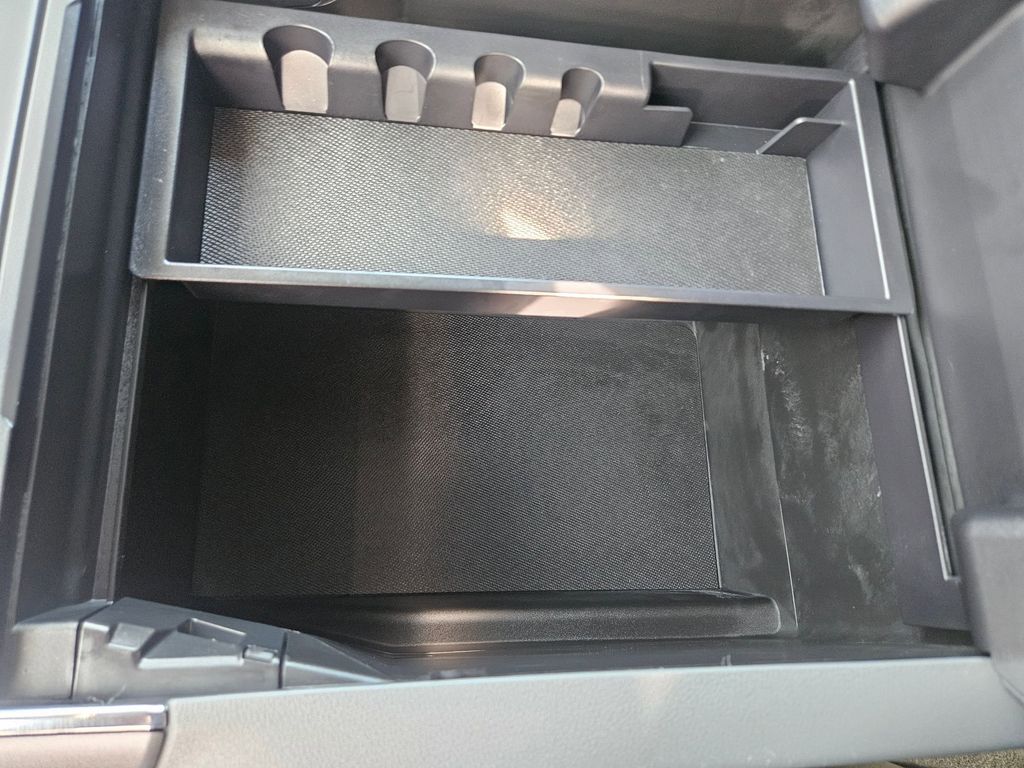 Thumbnail: 2025 Ford F-150 - 30