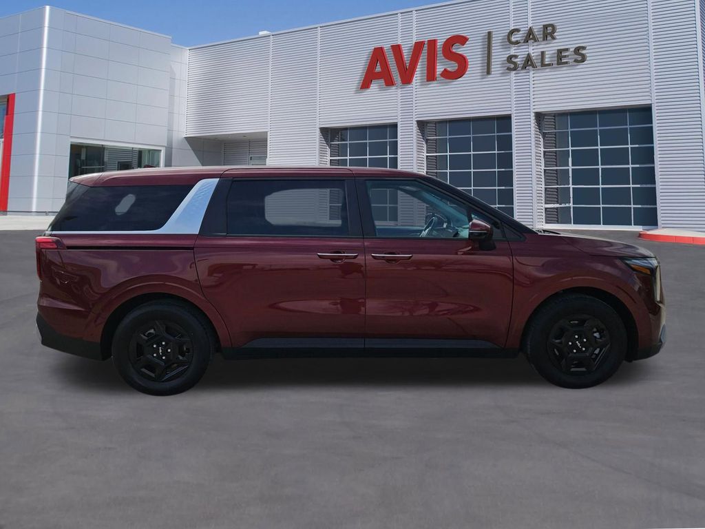 Thumbnail: 2025 Kia Carnival - 7