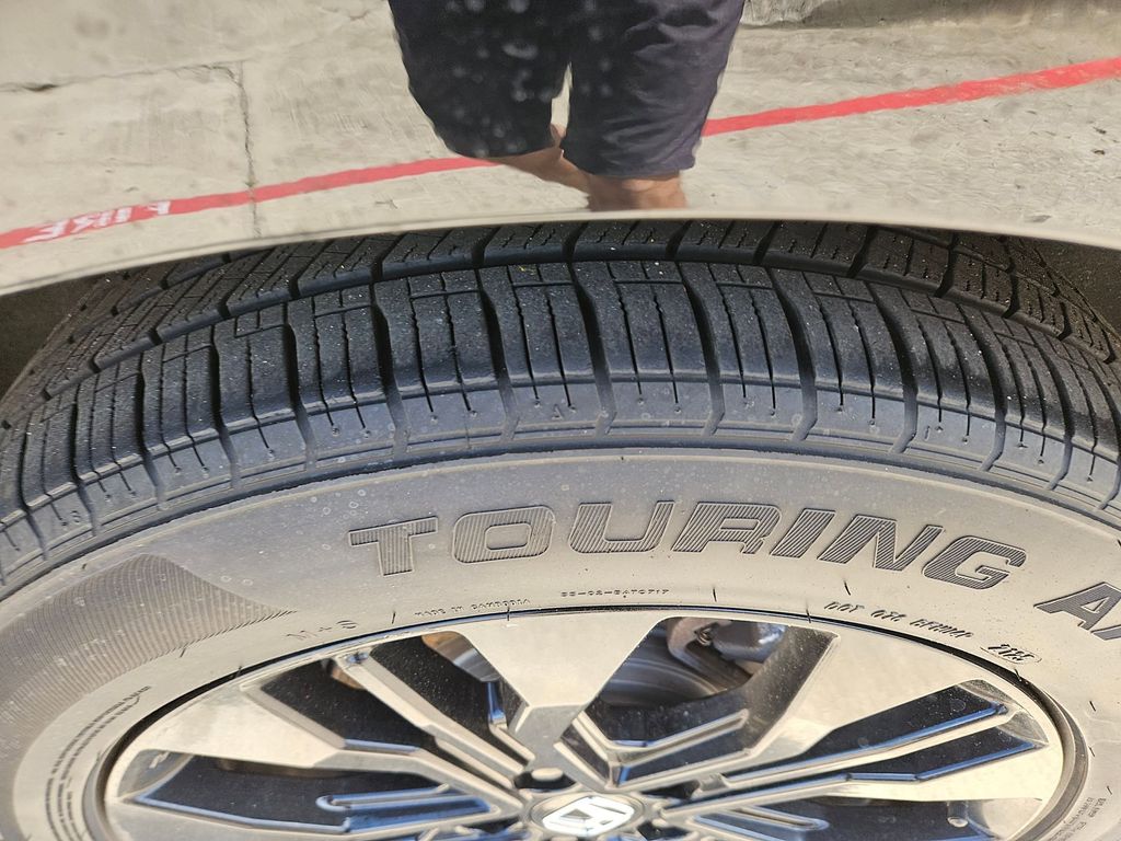 Thumbnail: 2025 Honda Odyssey - 25