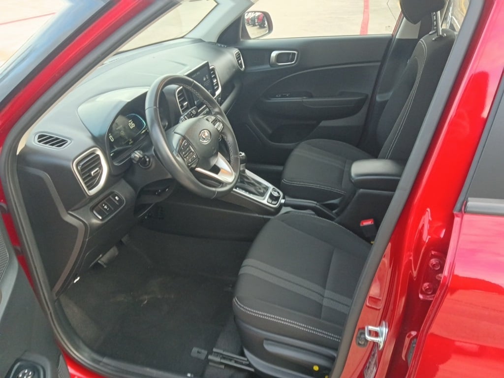 Thumbnail: 2025 Hyundai Venue - 3