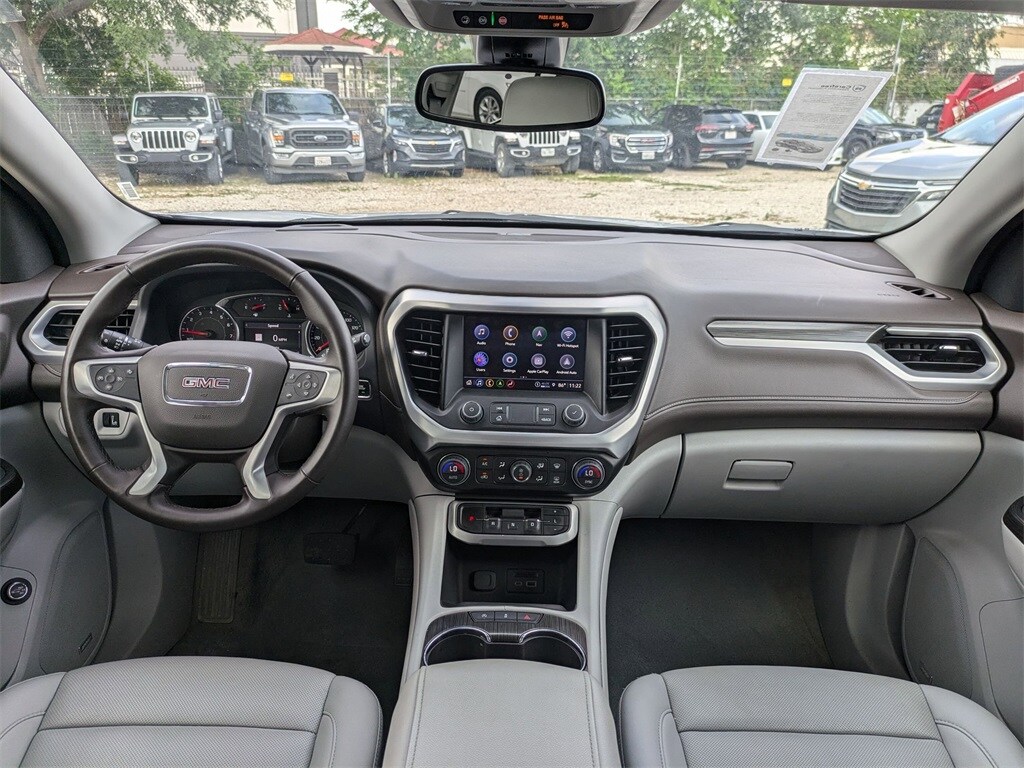 2023 GMC Acadia SLT 25