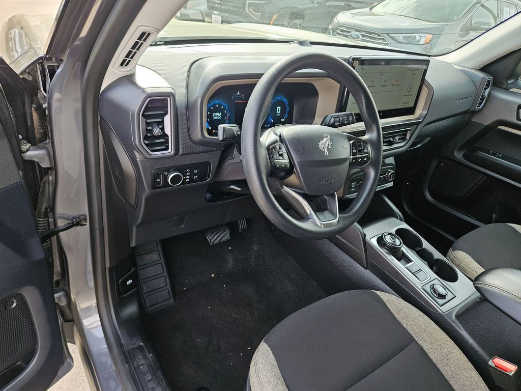 Thumbnail: 2025 Ford Bronco Sport - 13