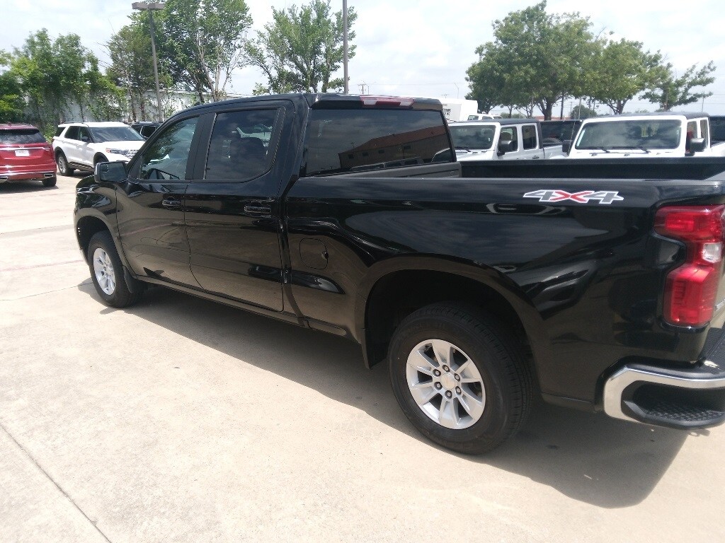 Thumbnail: 2024 Chevrolet Silverado 1500 - 4