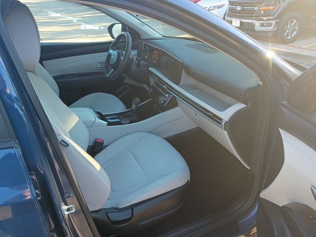 Thumbnail: 2025 Hyundai Tucson - 8