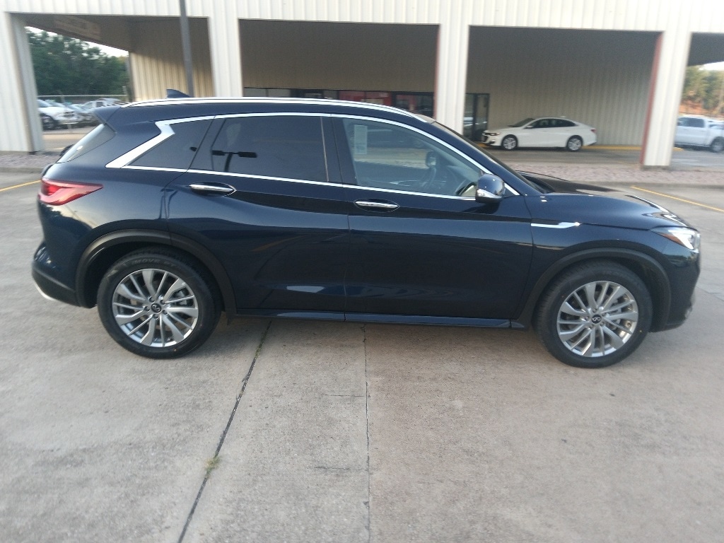 Thumbnail: 2024 INFINITI QX50 - 7