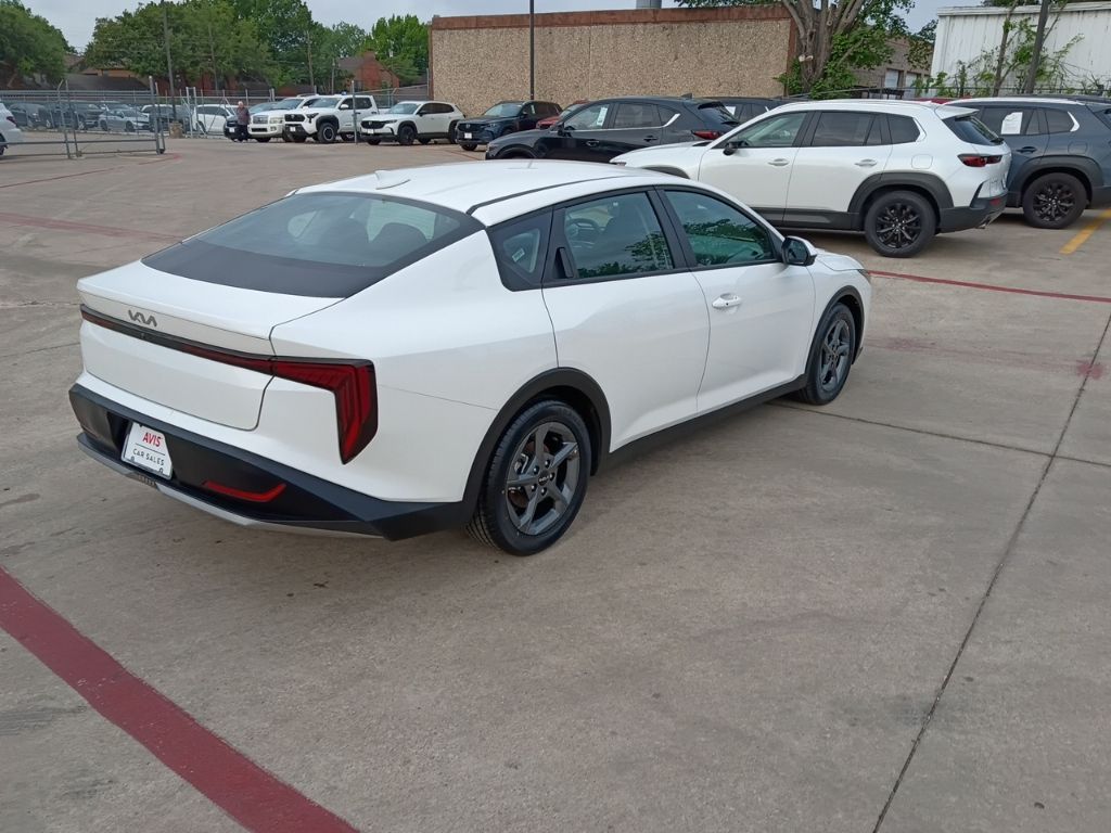Thumbnail: 2025 Kia K4 - 9