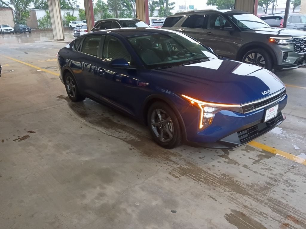 Thumbnail: 2025 Kia K4 - 6