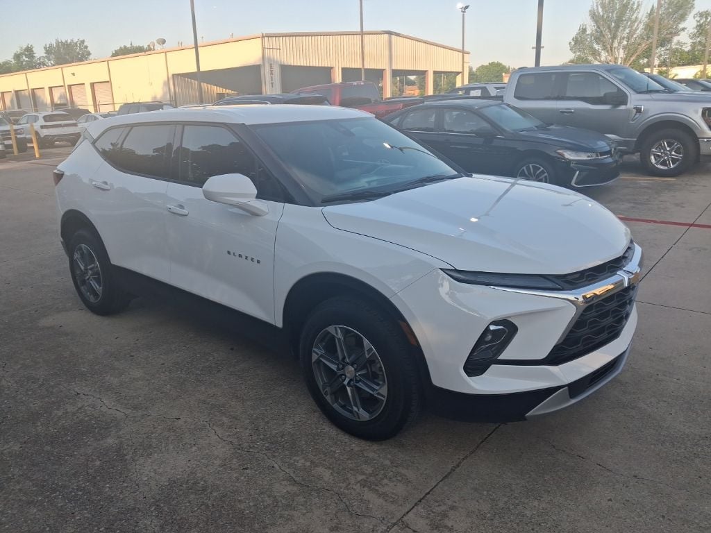 Thumbnail: 2025 Chevrolet Blazer - 6