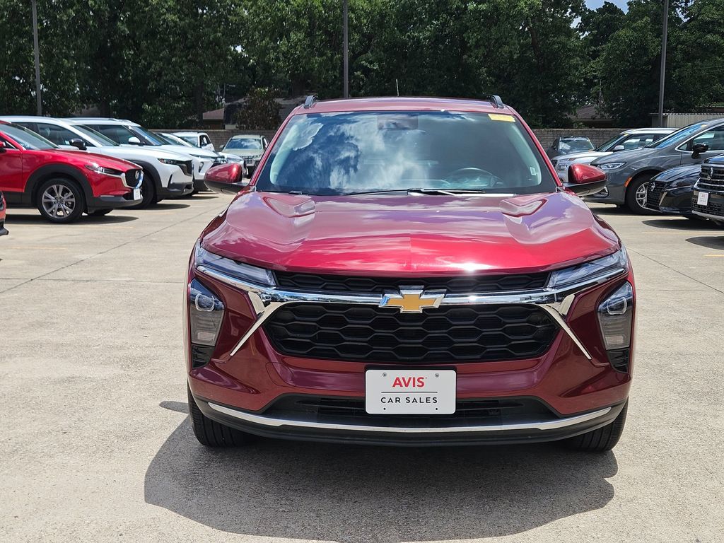 Thumbnail: 2025 Chevrolet Trax - 8