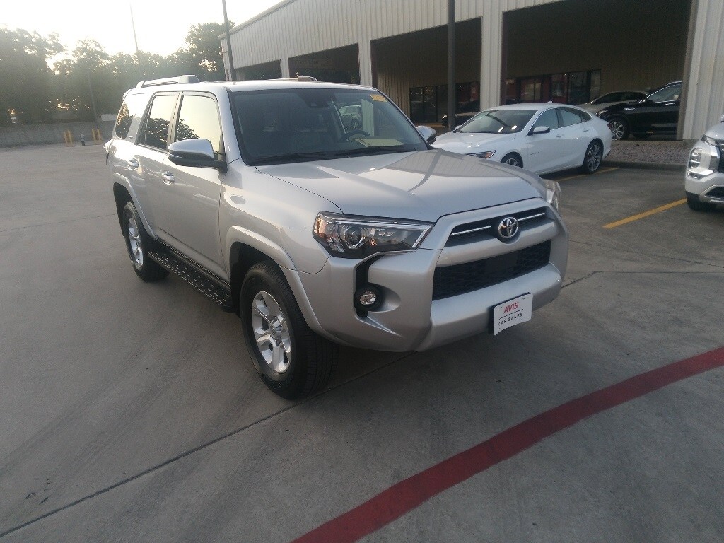 2024 Toyota 4Runner SR5 Premium photo 2