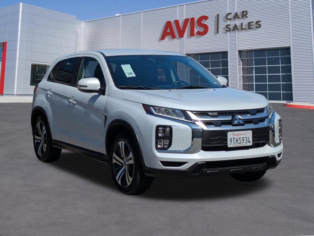 Thumbnail: 2025 Mitsubishi Outlander Sport - 3