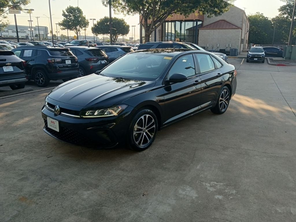 2025 Volkswagen Jetta's photo