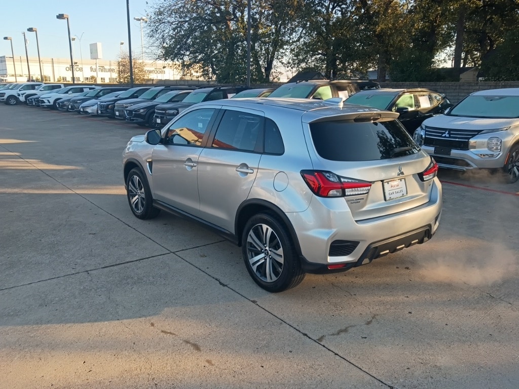 Thumbnail: 2025 Mitsubishi Outlander Sport - 12