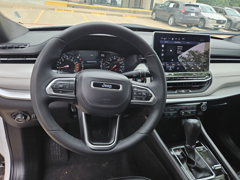 Thumbnail: 2025 Jeep Compass - 17