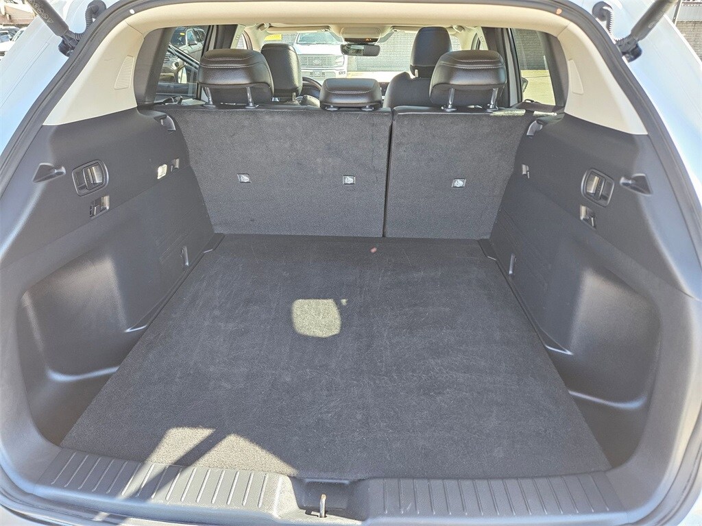 Thumbnail: 2025 Mazda CX-50 - 23