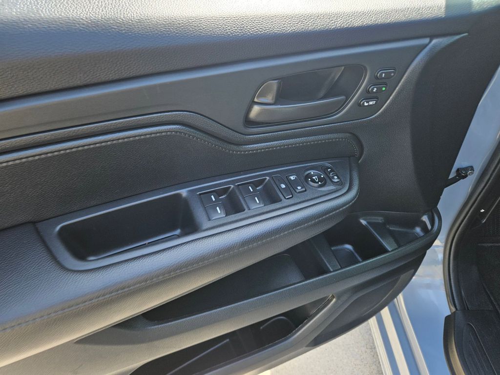 Thumbnail: 2025 Honda Odyssey - 15